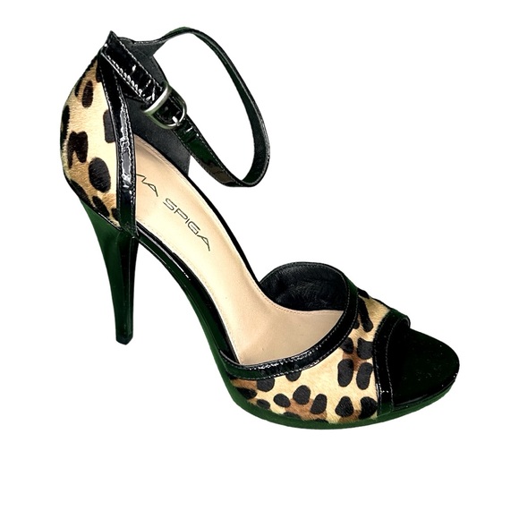 VIA Spiga
Cheetah
Print Stilettos Size 7 (Real Fur) - Picture 5 of 6